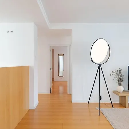 For The Lovers - - Free Parking Apartment *